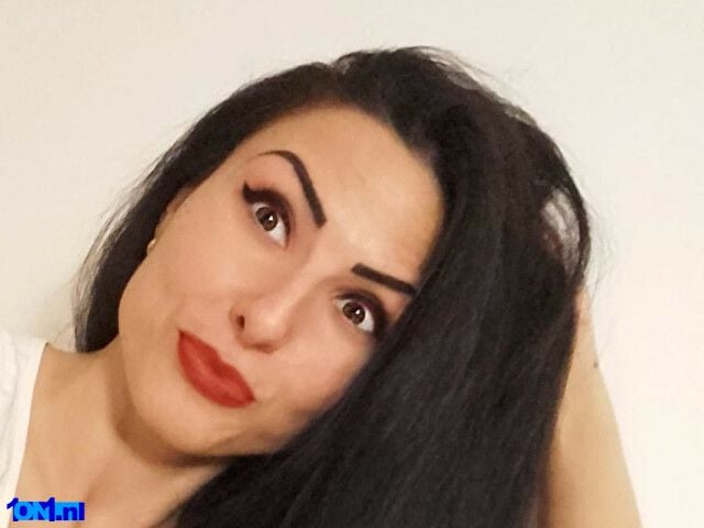 AryannaQueen preview 1