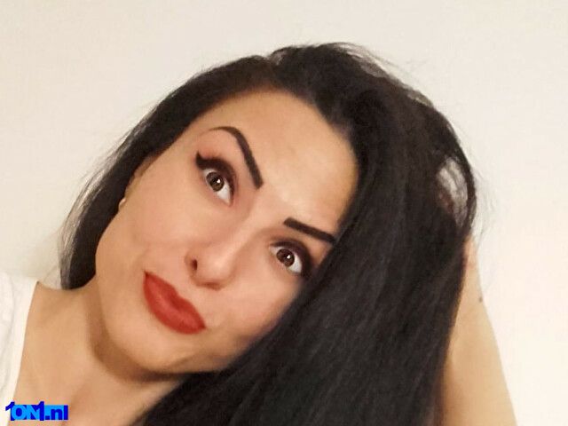 AryannaQueen preview 2