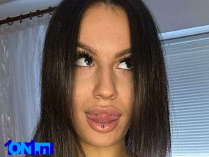 CurlyEvva