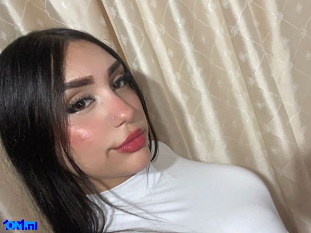 EmmaRobinson preview 1