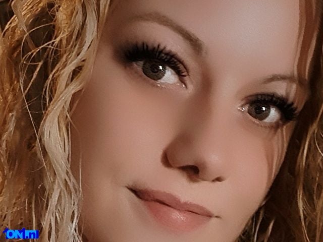 Geilblondje preview 5