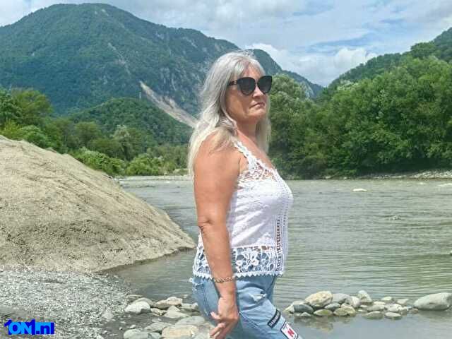 GrandMilf foto 37