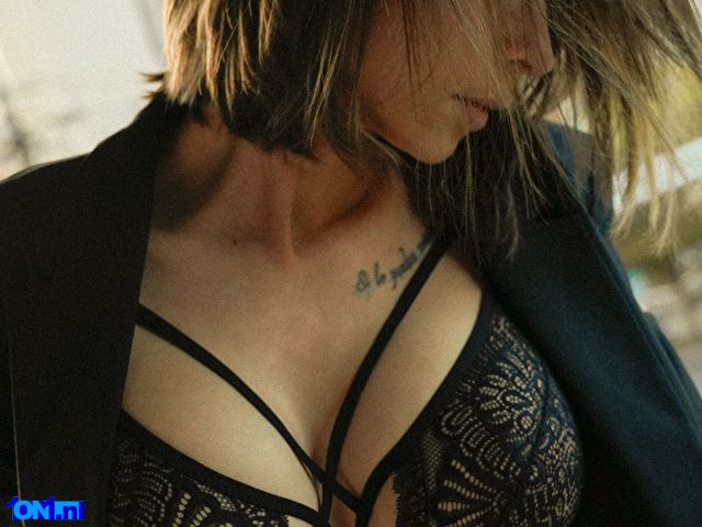 HilaryDuff preview 2