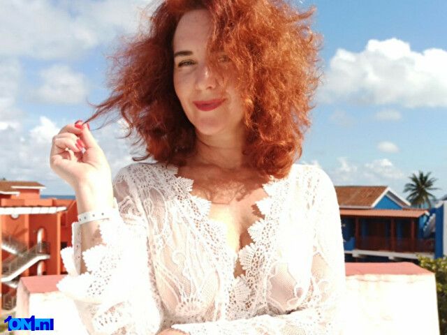 KarinaRood preview 2