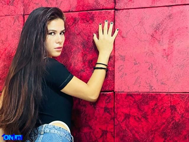 KarinaTompso preview 2