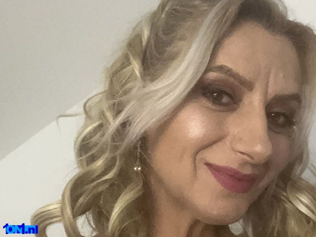 LadyBlonde77 preview 1