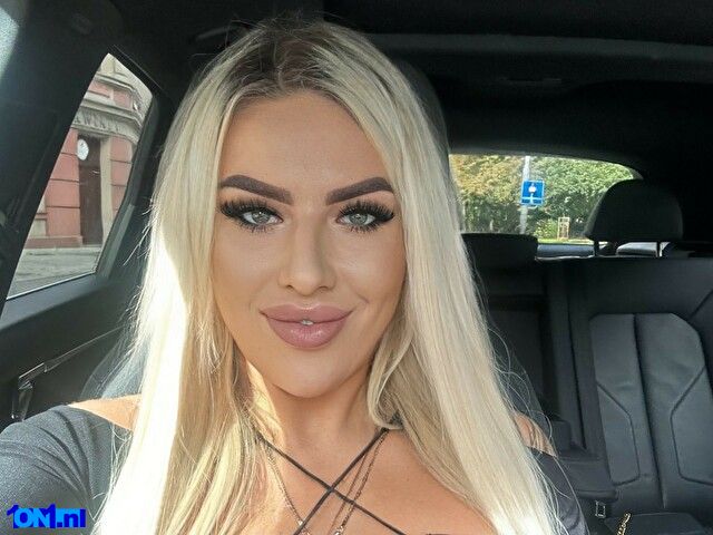 LeylaBlond preview 1