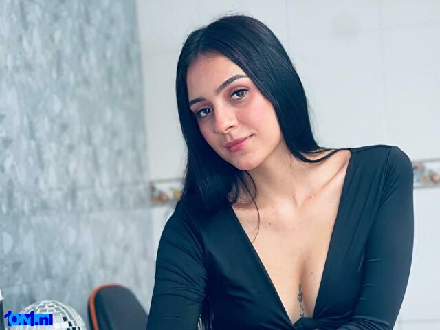 MadiCarzon preview 1