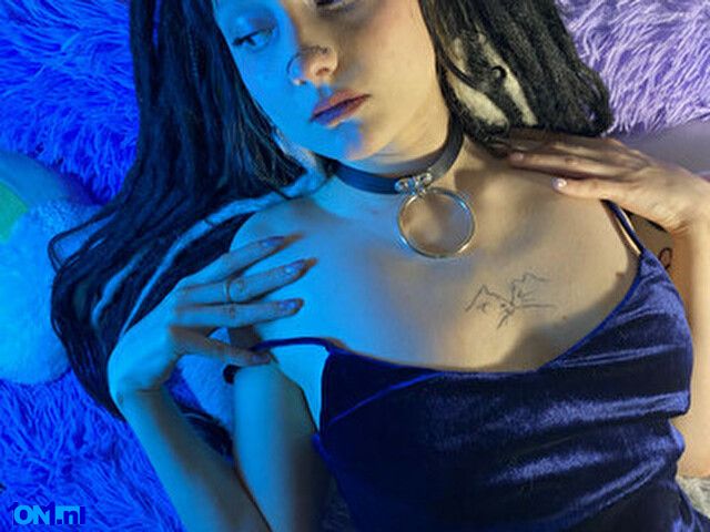 MaryMilUwU preview 3