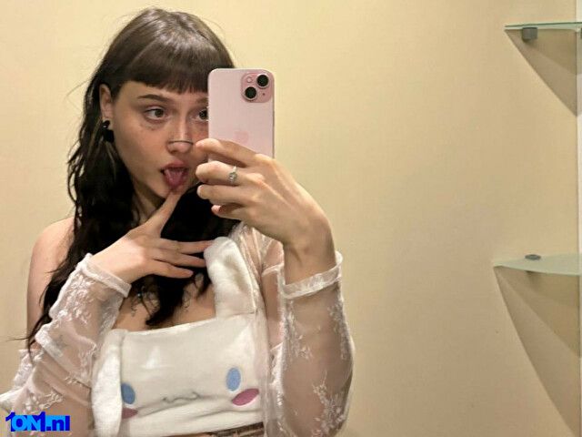MaryMilUwU foto 12