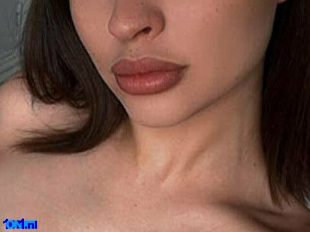 Viviennbloom preview 2