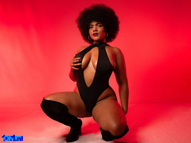 samantablack preview 1