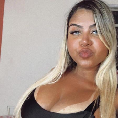 ChloeHot77 ChloeHot77